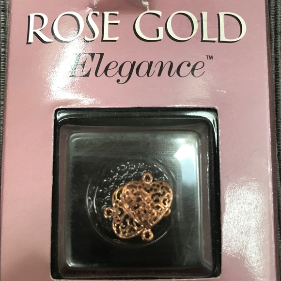 ROSE GOLD FLOWER &HEART CONNECTOR DIAMOND EAR WIRE - Picture 3 of 4